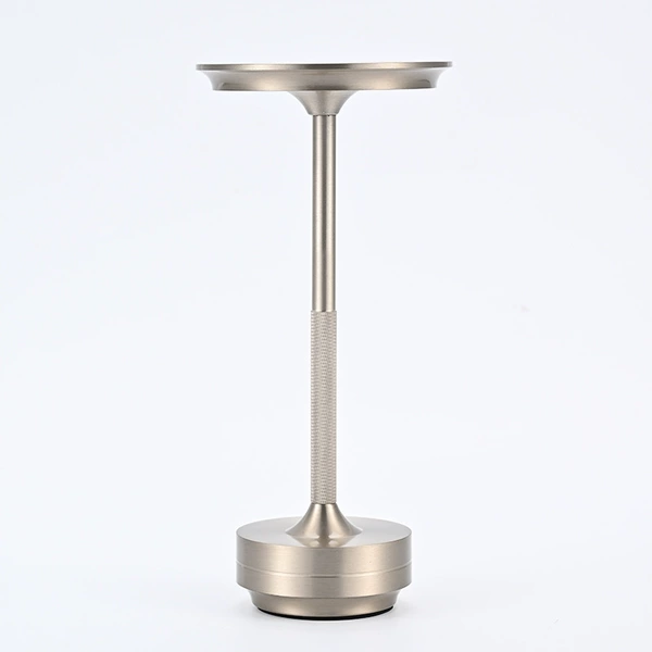 2000mAH knurled I-shaped desk lamp silver