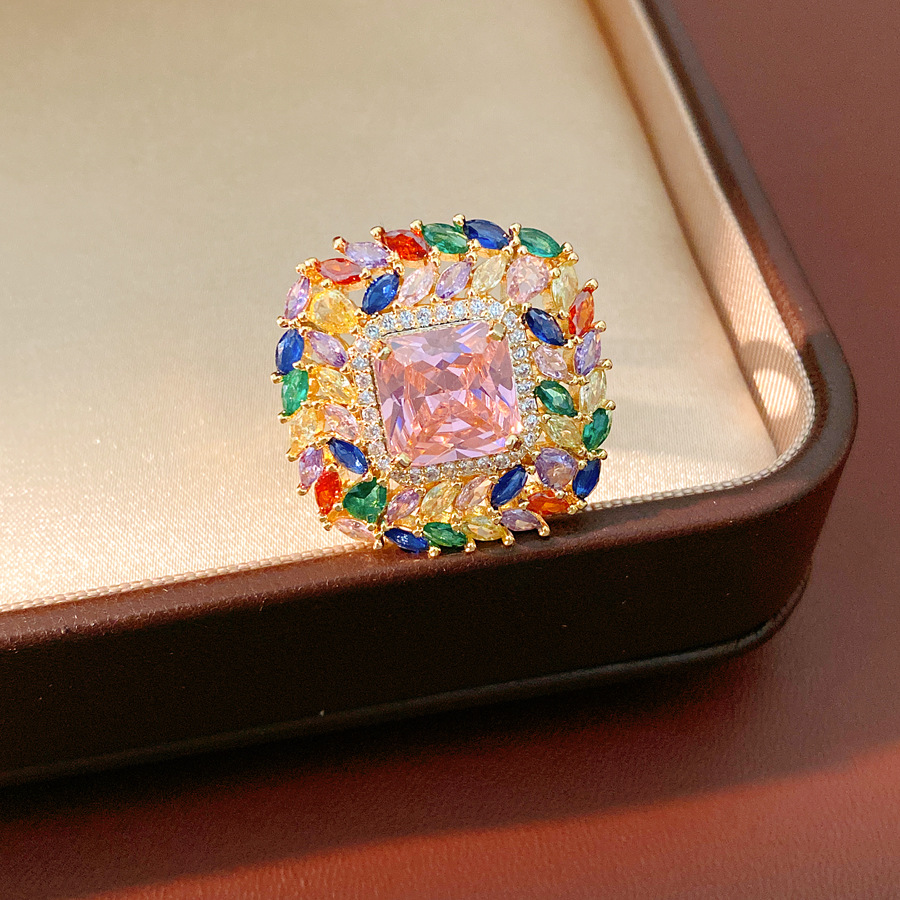 Medieval aguja de plata vintage flor de diamante pendientes de bordillo ligero de lujo de alto nivel pernos de joyería exquisita conjunto