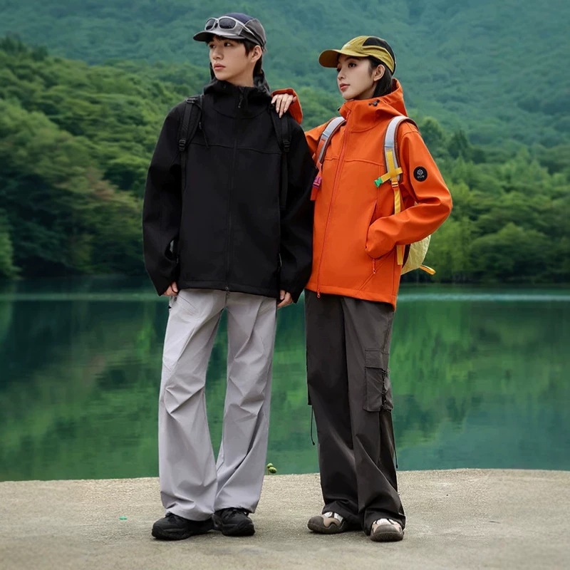 New high-quality outdoor softshell hooded jacket, unisex, trendy brand, versatile, loose-fitting softshell spring/autumn jacket