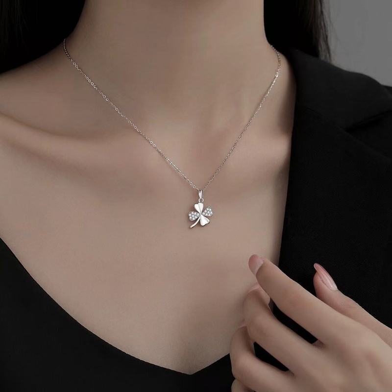 999 スターリングシルバー四つ葉のクローバーネックレス女性のためのクールなスタイルのクローバー鎖骨チェーンハイエンドクールなインターネットセレブアクセサリー|undefined