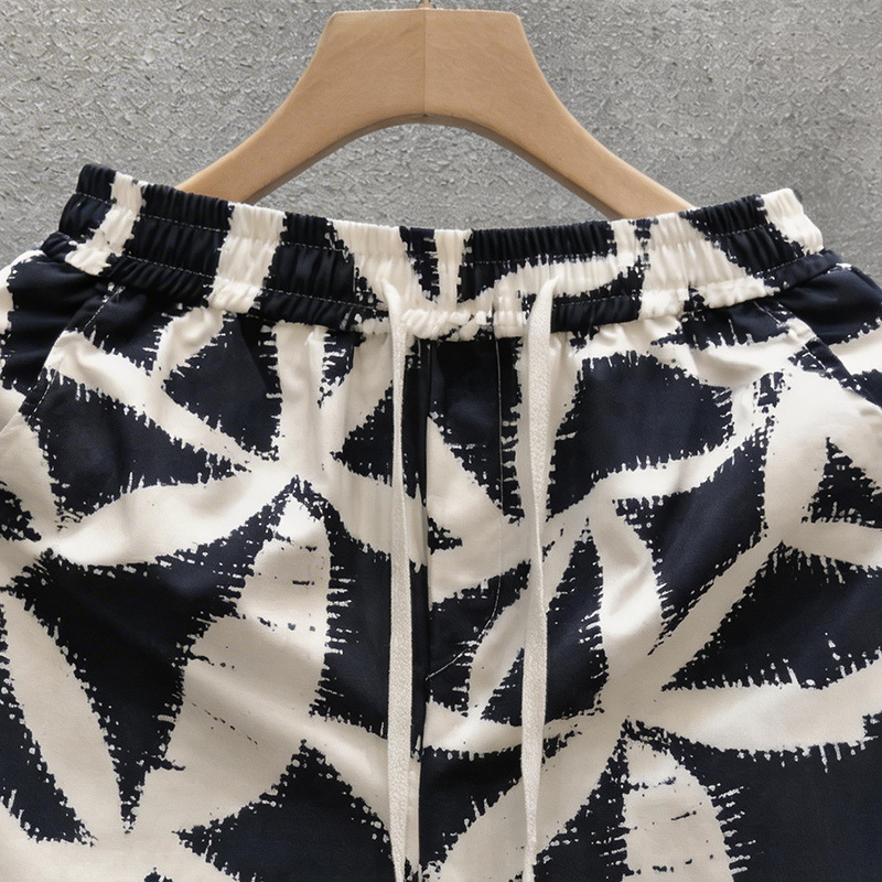 American Casual Summer Print Shorts For Men - High Street Fashion Loose Fit Beach Shorts With Artistic Pattern_viptrois.com