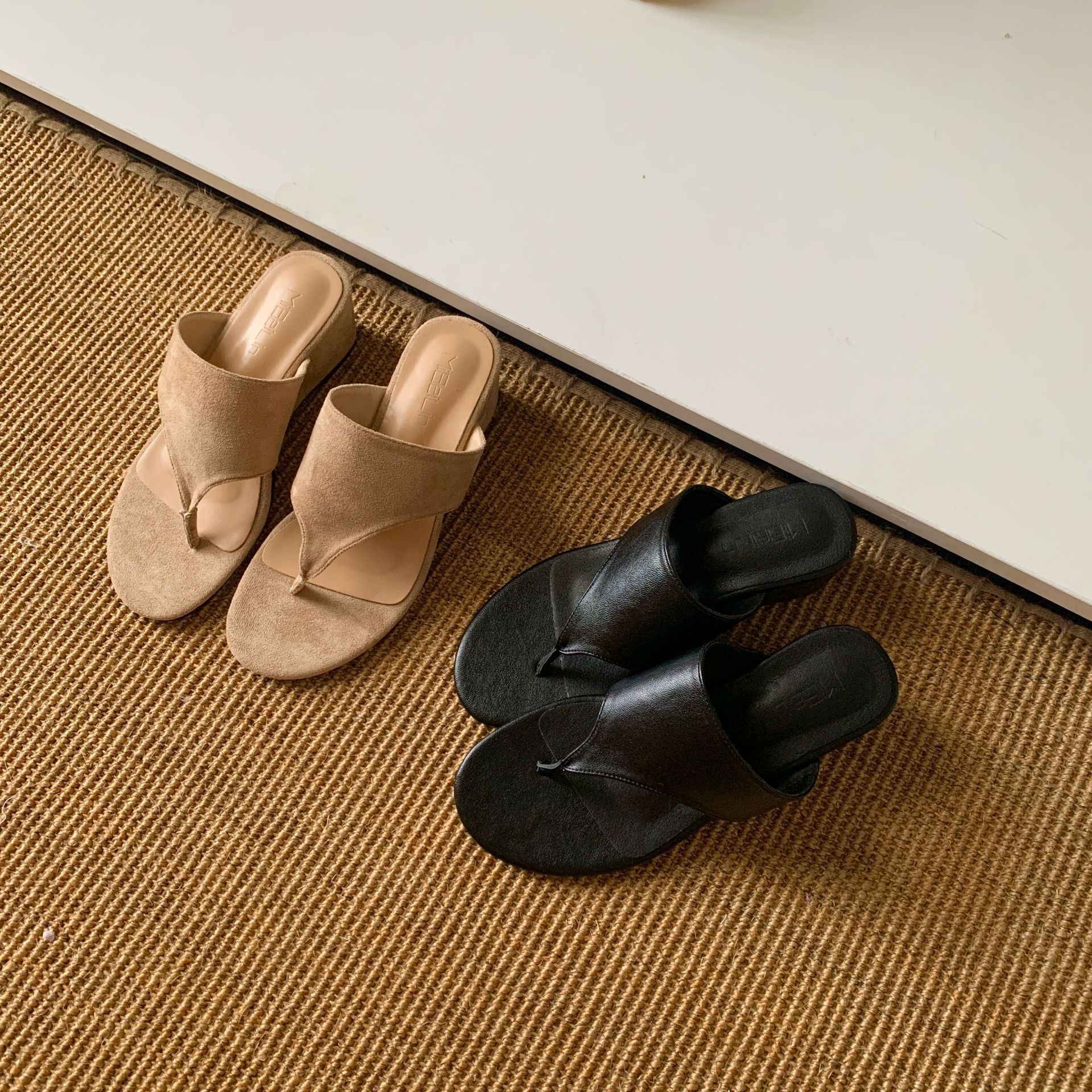 【Tax Not Included】~ Women's Flip-Flops for Outdoor Wear, New Summer Wedge Sandals, Thick-Soled Thong Sandals for Vacation