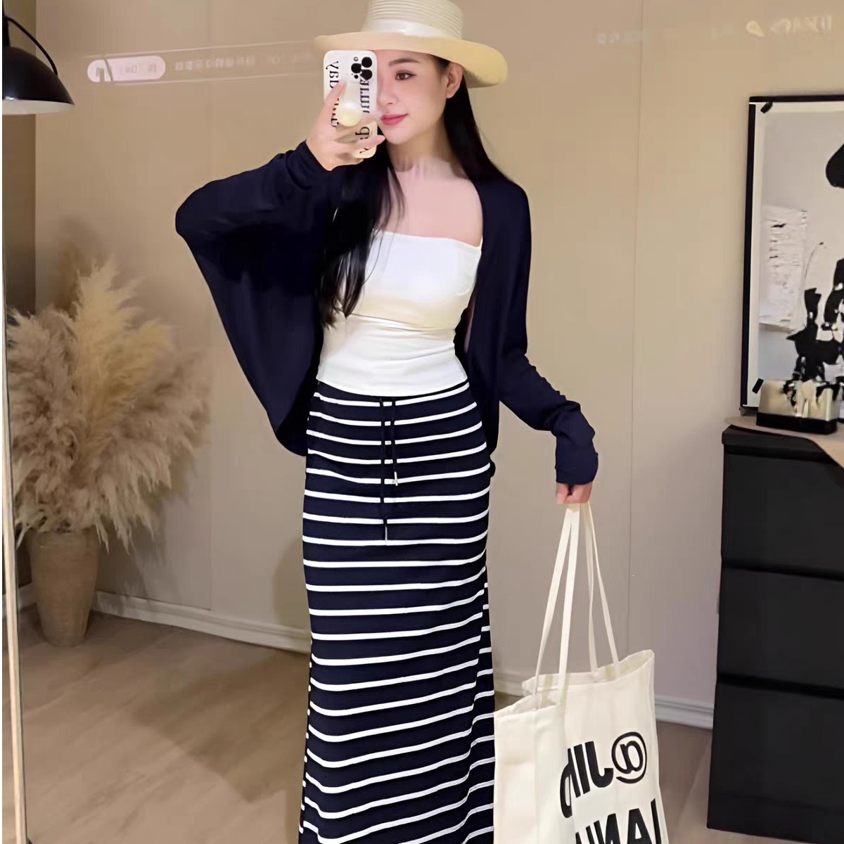 内搭吊带女原版三件套长袖开衫夏季休闲套装高腰条纹长裙做法兔毛