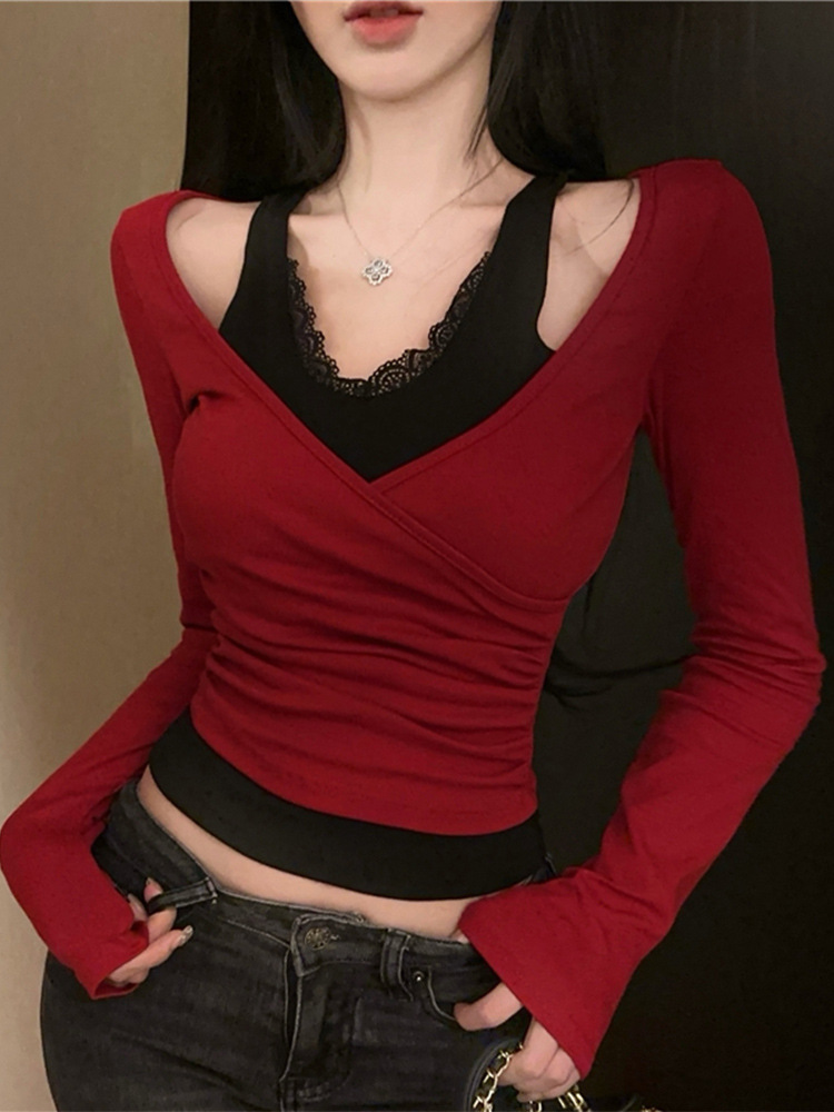Ins Sexy Pure Lust Lace Fake Two-Piece Short V Neck Long-Sleeved Bottoming Shirt for Women Autumn and Winter Sexy Long-Sleeved Tops for Women Trendy