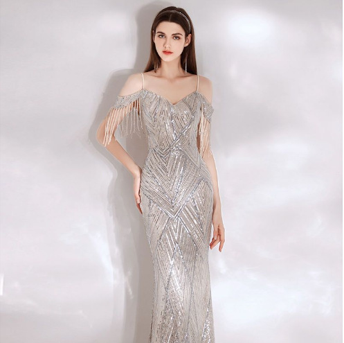 Bride's Toast Champagne-Colored Evening Dress Banquet Elegant High-End Spaghetti Strap Mermaid Sequin Tassel Bridesmaid Long Dress