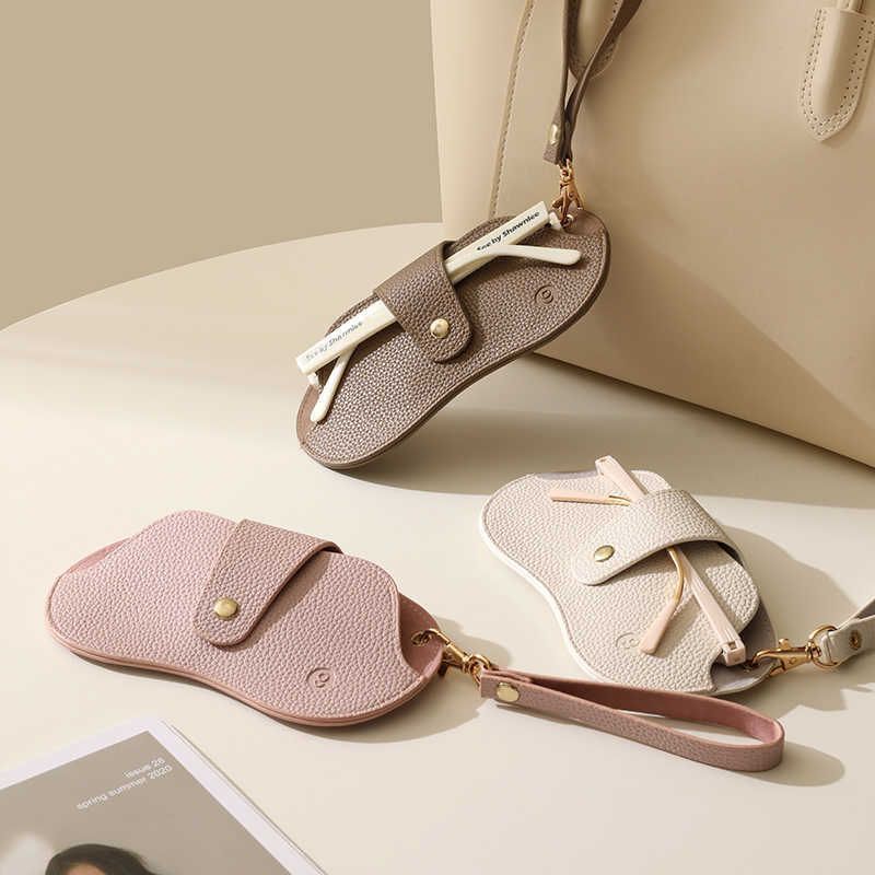 Portable Glasses Storage Bag for Men and Women with Myopia Glasses, Anti-Pressure Sunglasses Protective Cover, Ins Glasses Case Bag Hanging Type