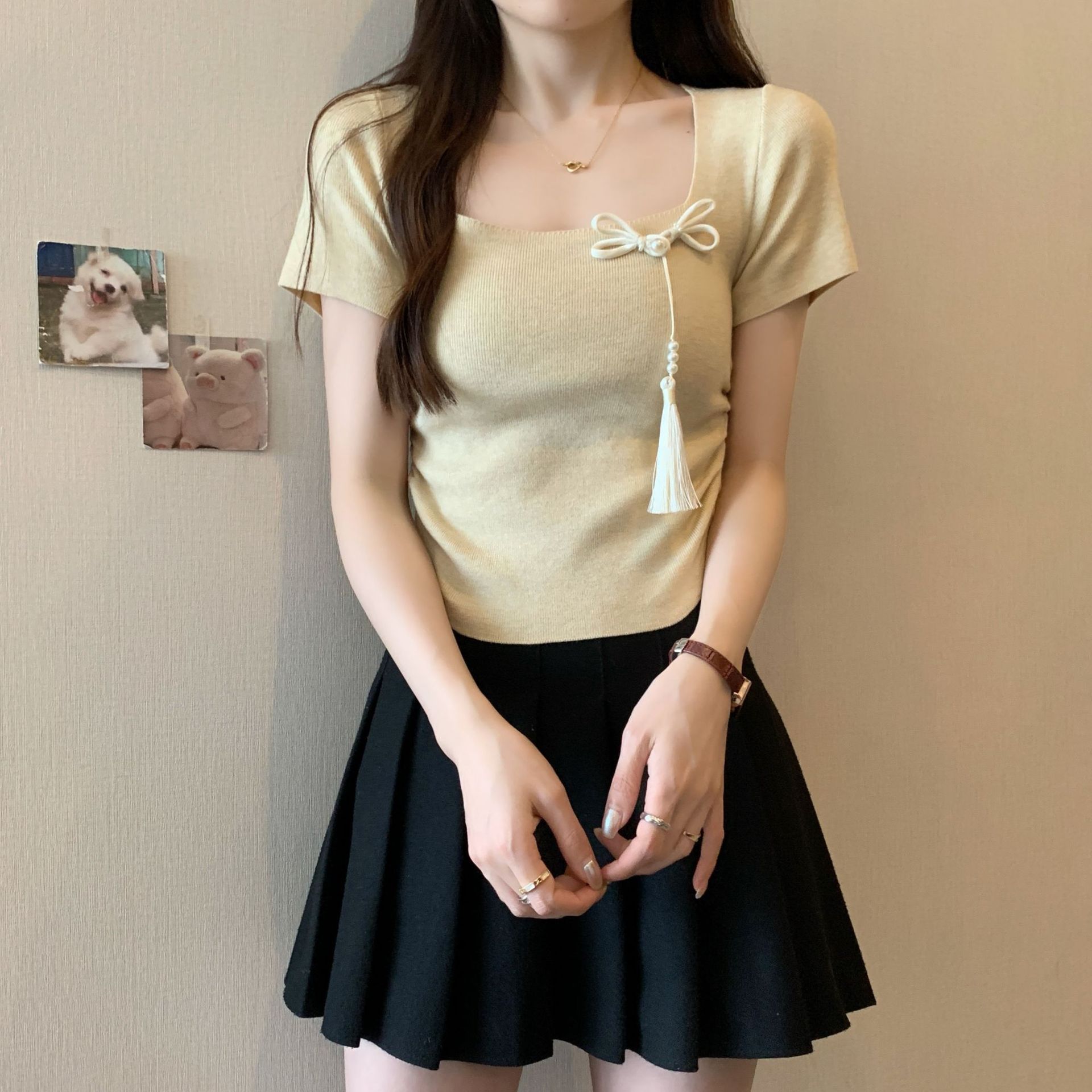 Nov poletni dizajn z naramnicami, nepravilna majica s kratkimi rokavi v kitajskem slogu, ženska pletena majica s kratkimi rokavi in ​​oglatim izrezom._voghion.com