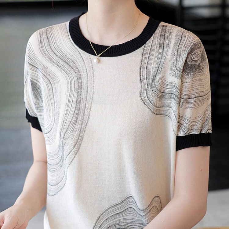 Young Mom's New Summer Clothing, Ice Silk Short-Sleeved T-Shirt, 2026 New Style, Two-Piece Set for Middle-Aged and Elderly Women, Mother's Day Outfit Young Mom's New Summer Clothing, Ice Silk Short-Sleeved T-Shirt, 2026 New Style, Two-Piece Set for Middle-Aged and Elderly Women, Mother's Day Outfit