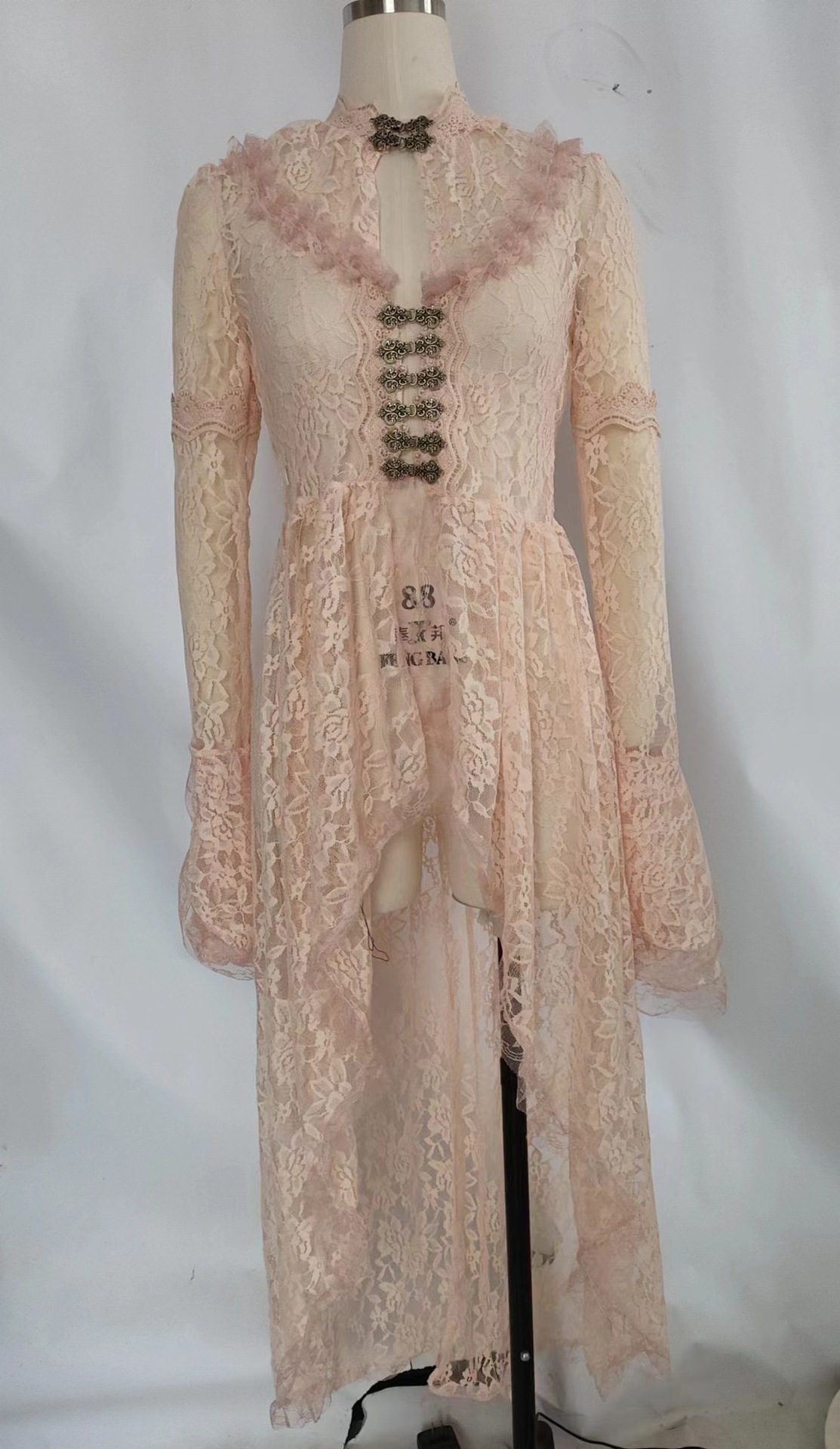 Abito medievale in pizzo per donna elegante costume da cerimonia_voghion.com