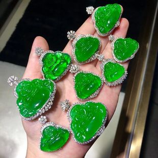 Myanmar Ice-Type Imitation Jade Buddha Gourd Cabochon Ruyi Leaf Guanyin Necklace for Women with Full Green Jade Buddha