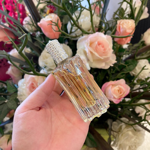 CHˮ��ƿʮ�ּܻ������y�w22+33+̖EDP��ˮ50ml