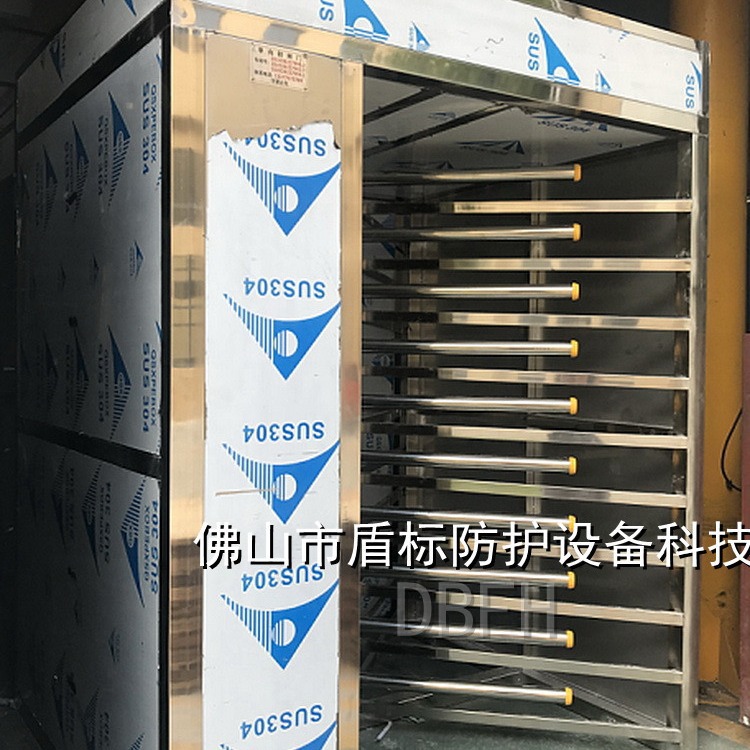 青岛90度十字旋转门 手动全高回旋门 进出行人栅拦门封闭式旋转门
