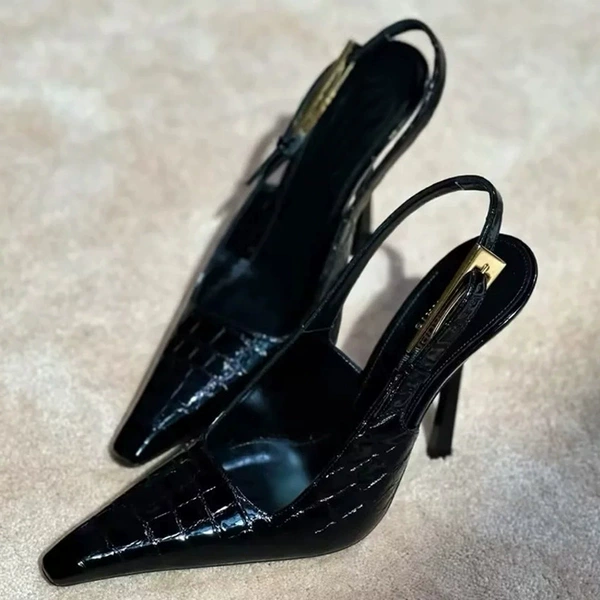 Black crocodile pattern black heel (6.5 cm)
