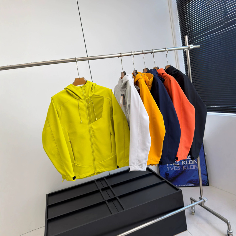 Outdoor all-weather! Composite air velvet jacket for autumn and winter, windproof, water-resistant, fleece-lined, hooded softshell jacket for men and women Outdoor all-weather! Composite air velvet jacket for autumn and winter, windproof, water-resistant, fleece-lined, hooded softshell jacket for men and women