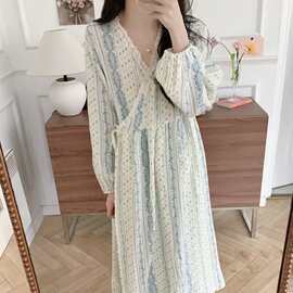 2026早春新品甜美花边V领系带睡袍小清新碎花长袖舒适棉纱浴袍女