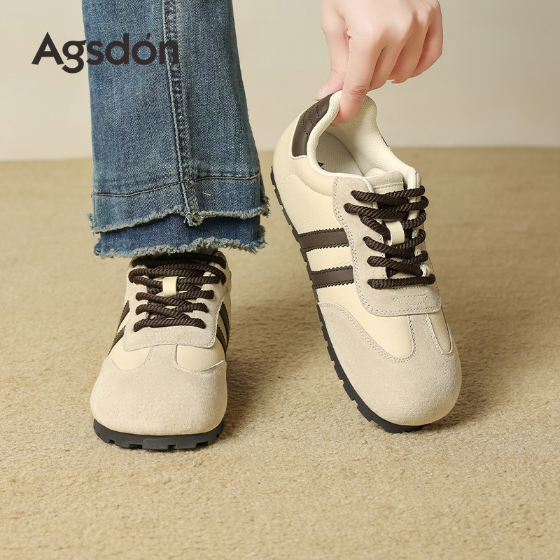 Zapatos de entrenamiento alemán de fondo grueso de Augu Shi Deng 2025 otoño nuevos zapatos casuales clásicos delgados zapatos blancos de moda