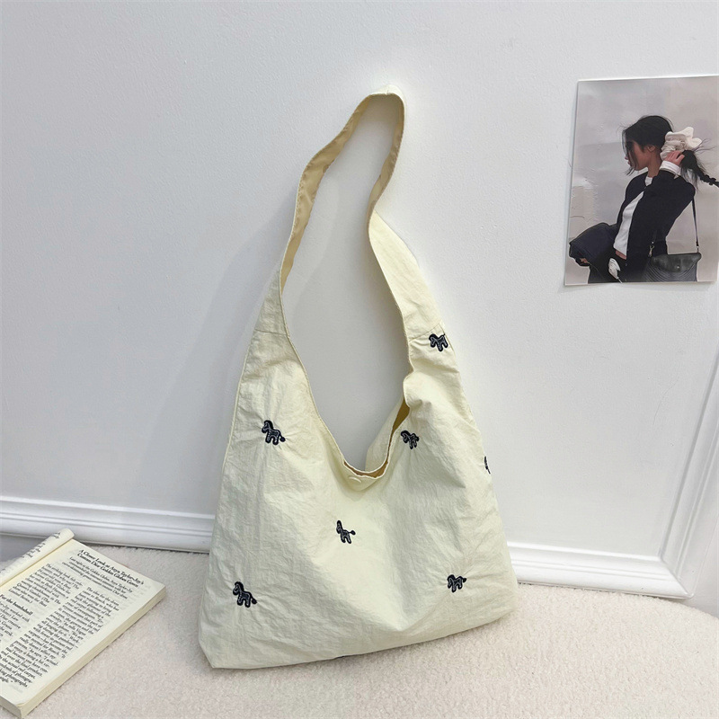 New Niche Women's Bowknot Shoulder Bag, Large Capacity Designer Style Versatile Fabric Bag, Trendy Shopping Bag New Niche Women's Bowknot Shoulder Bag, Large Capacity Designer Style Versatile Fabric Bag, Trendy Shopping Bag