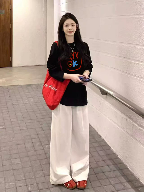胖mm美式慵懒风黑色大码长袖T恤女春秋设计感小众纯棉打底衫上衣|undefined