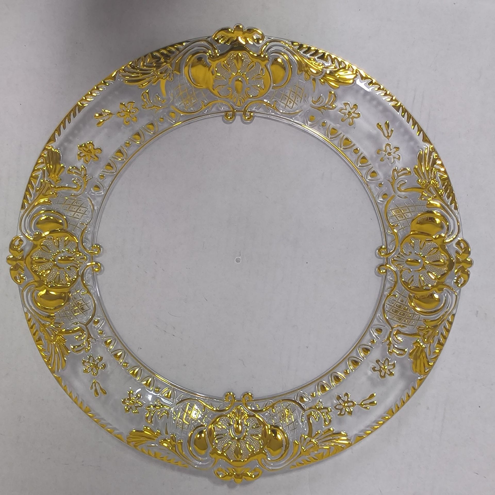 Cargador de plástico retro al por mayor decoración de fiesta de bodas 13 pulgadas oro plata borde cargador transparente