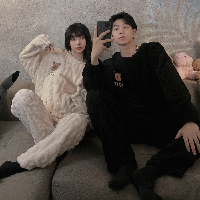 2023 otoño e invierno nuevos pijamas de franela para hombres y mujeres cálidos engrosados de dos piezas para el hogar ropa de invierno para mujer