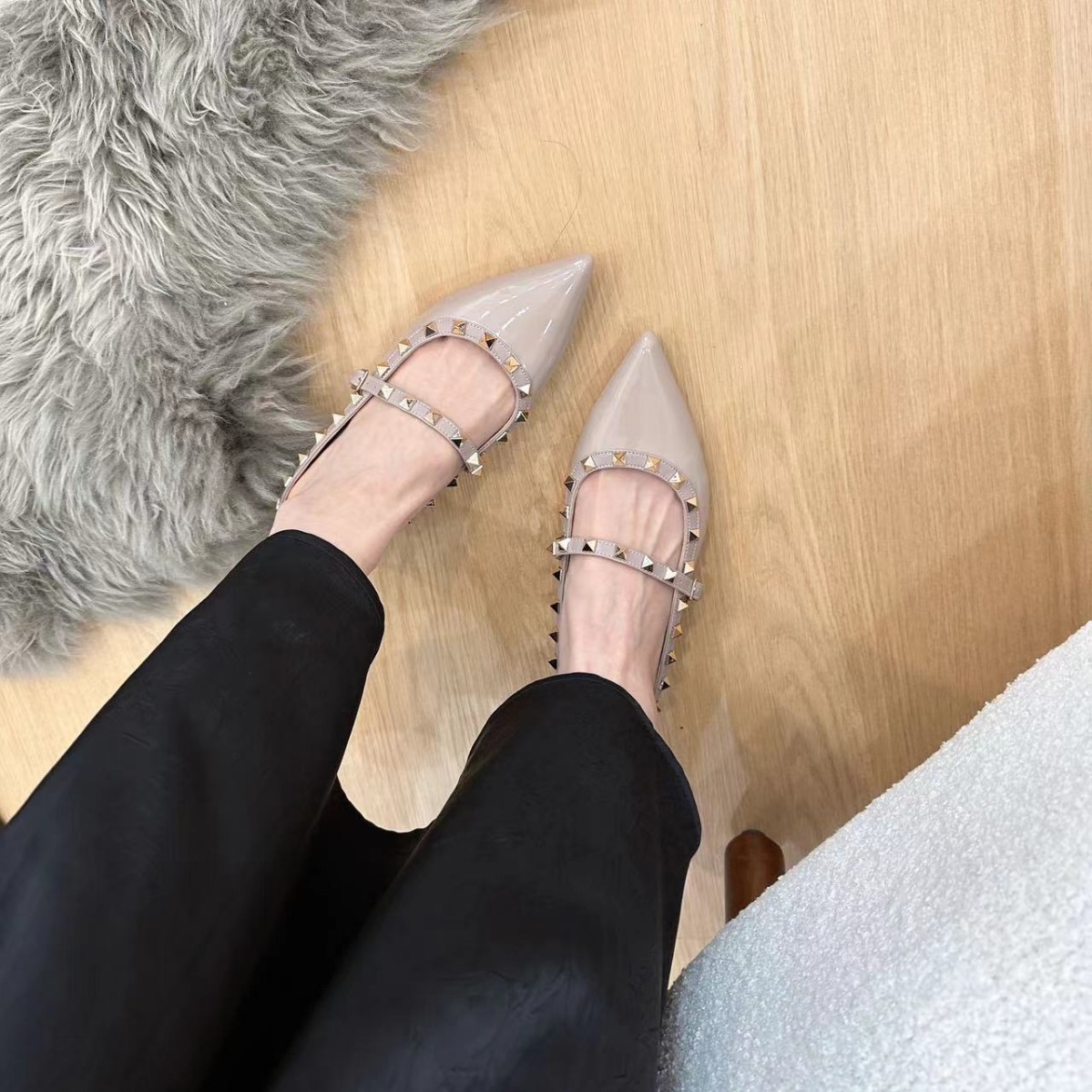 Mules Planas Mary Jane con Remaches, Tira con Hebilla y Suela de Caucho para Verano
