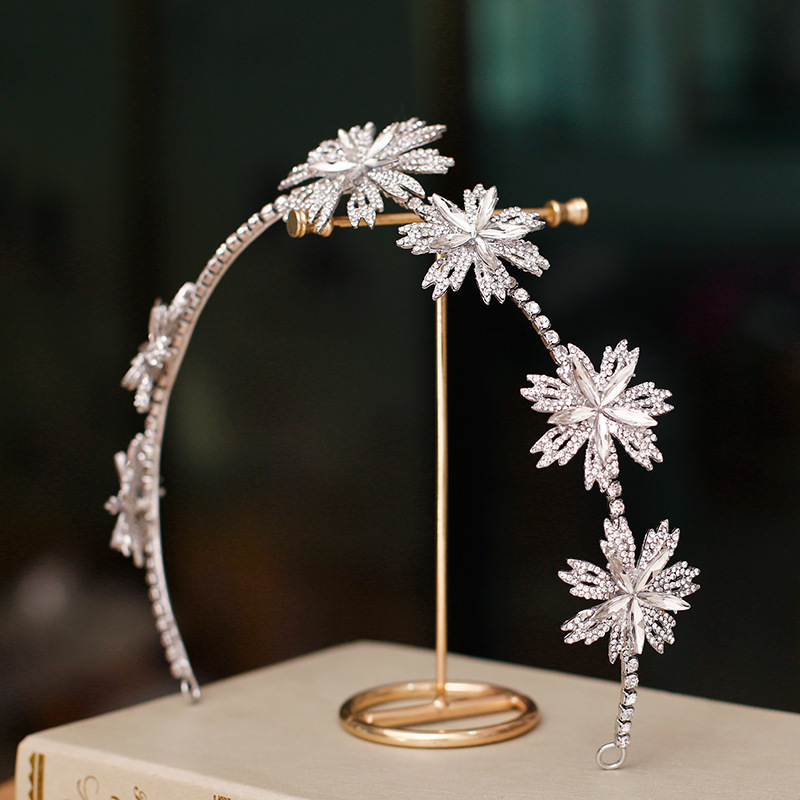 Elegant Bridal Streetwear Women's Flower Alloy Plating Rhinestones Jewelry Headband display picture 3