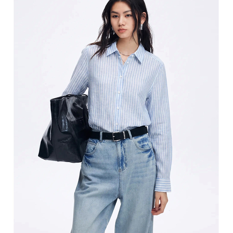 Blue and white striped linen elegant commuter shirt for women, 2026 autumn new style, high-end French loose slimming shirt