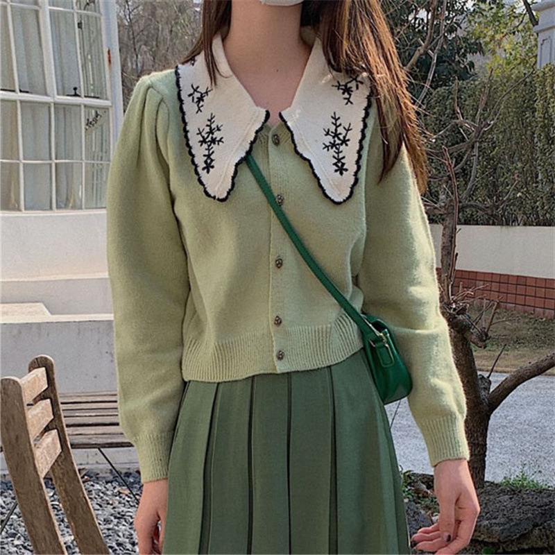 ライトグリーン