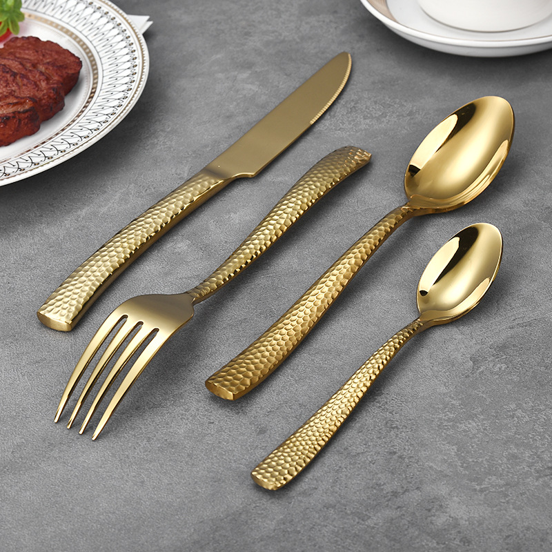 Amazon's Popular Hammered Western-Style Knife, Fork and Spoon, Creative Snake-Patterned Leather Handle, Stainless Steel Steak Knife, Fork and Dessert Spoon