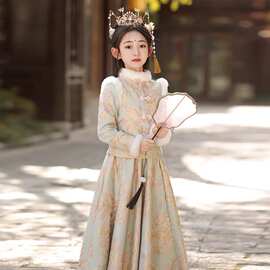 女童汉服秋冬季2026新款加厚拜年服冬款儿童唐装新年过年衣服冬装