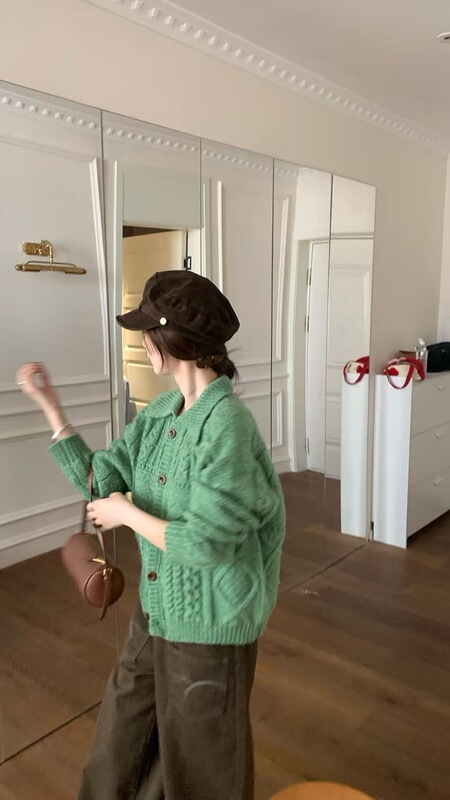 im向 约克郡黄昏’杂色花纱粗针小翻领针织开衫女秋爱心麻花毛衣|undefined