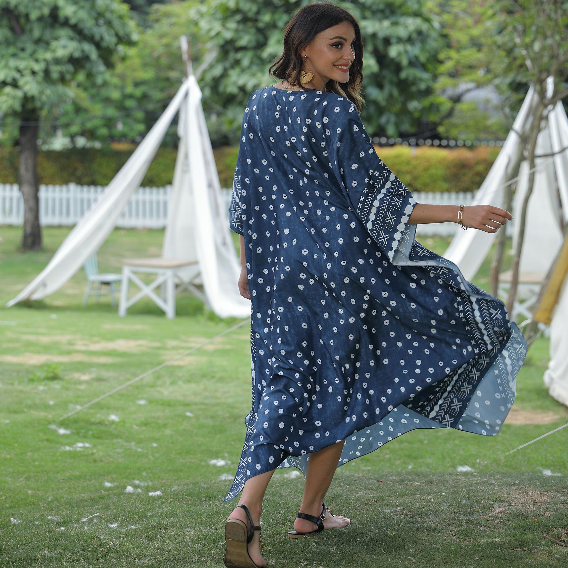 Cruzar la frontera europea y americana suelta casual con cuello en V vestido de traje ropa de protección solar playa vacaciones bikini blusa 5D97