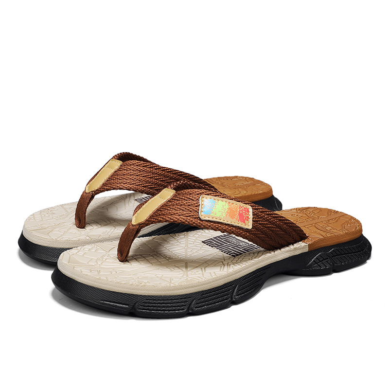 Chanclas para hombres Comercio exterior transfronterizo Verano nuevos zapatos de playa para hombres Tendencia de moda Zapatillas de uso externo