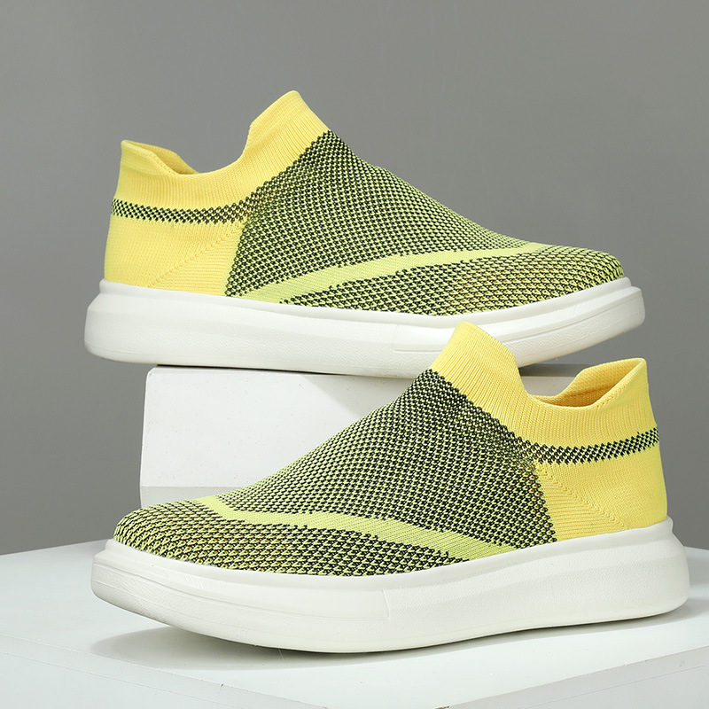 24 nuevas parejas voladoras de gran tamaño transfronterizas zapatos deportivos casuales para hombres y mujeres tendencia de moda zapatos de coco transpirables de un solo pie