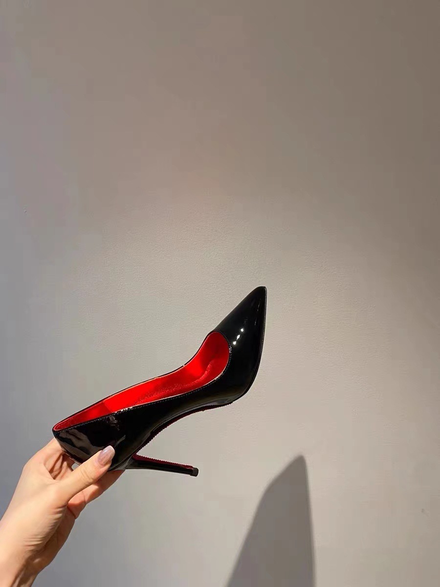 Shoes, heel height 5 cm