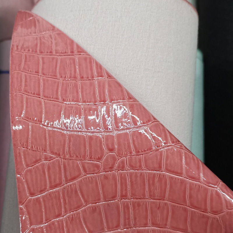 Bright Crocodile Pattern Bag Artificial Leather 0.7mm Braced Bottom PVC Leather Crocodile Pattern New Spot Multicolor