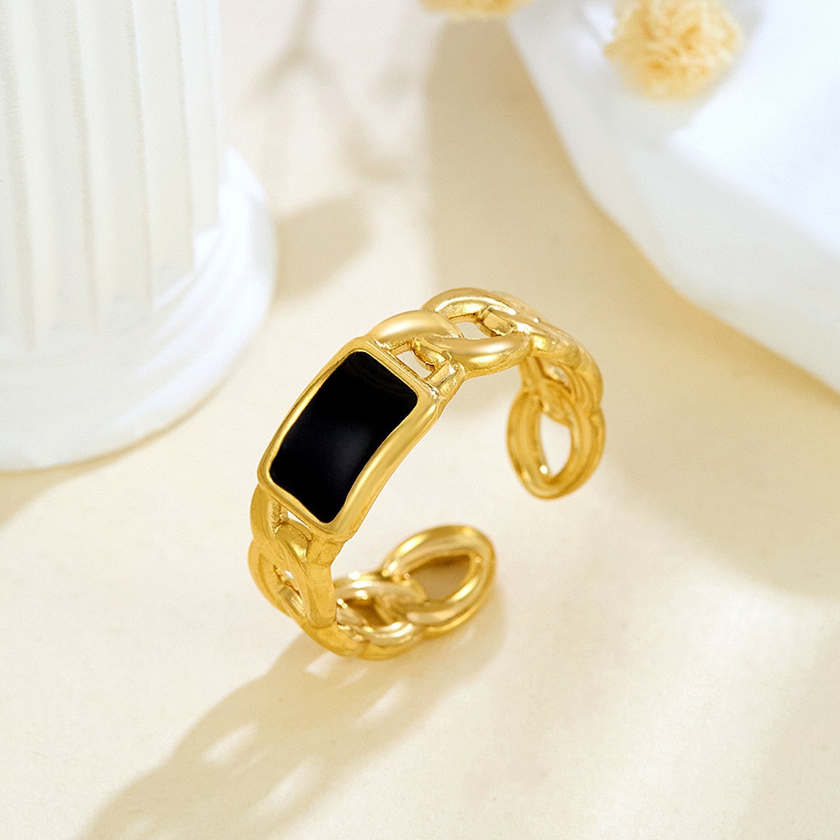 French Retro Multicoloured Zircon Ring For Women Unique Design_voghion.com