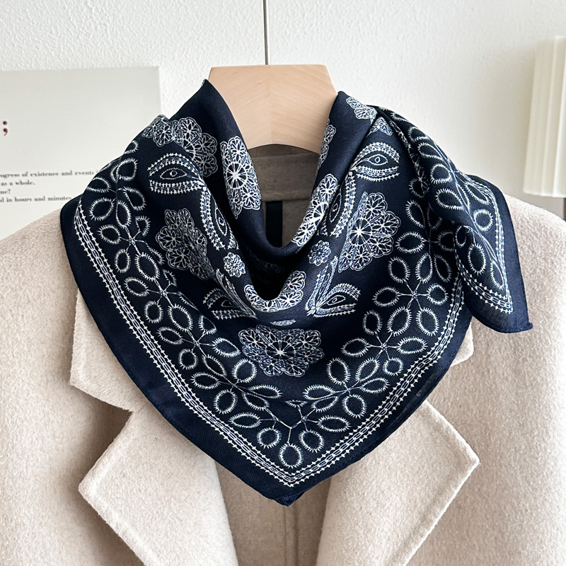 클로버-네이비블루