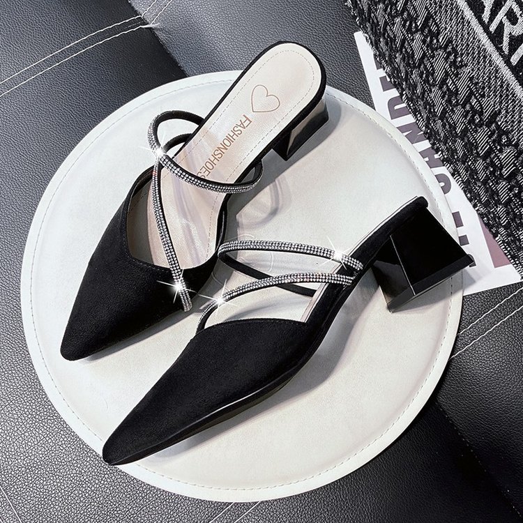 Punta estrecha cerrado dedo del pie medio zapatillas de verano nuevo rhinestone con Mediados de talón grueso talón medio zapatillas casual hogar cómodo Flip Flop