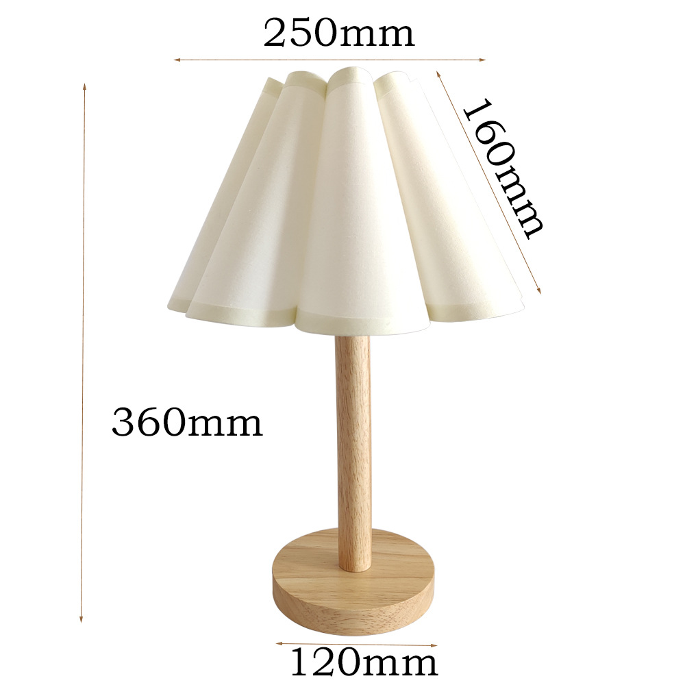 Transfronterizo estilo coreano simple base de madera tela pétalo pantalla dormitorio sala de estar lámpara de mesa Universidad dormitorio lámpara de mesa