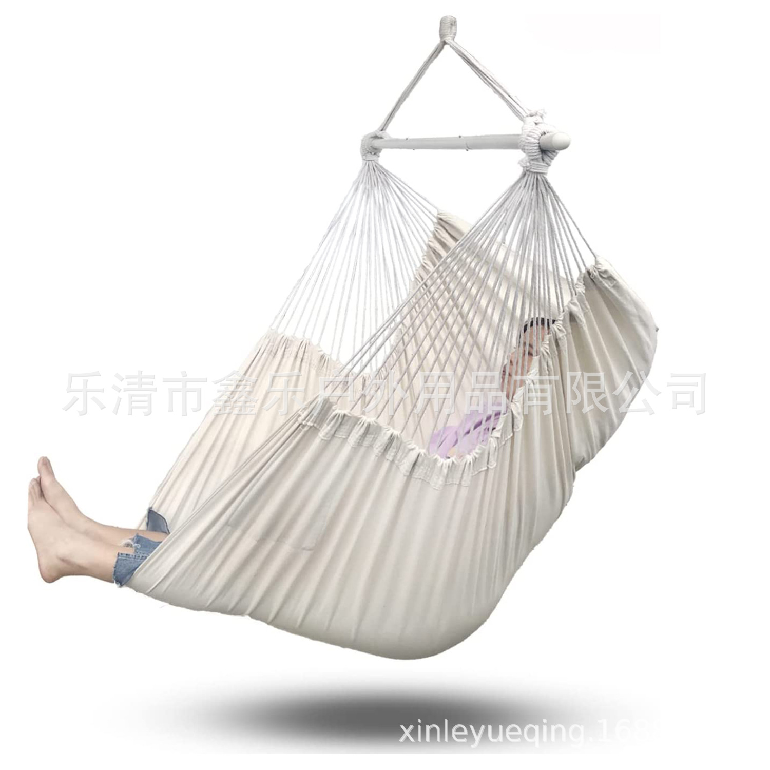 白色吊椅