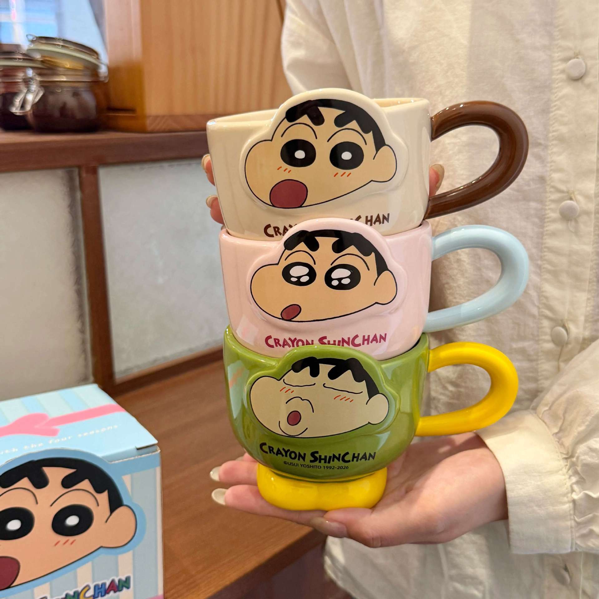 Crayón pequeño nuevo taza de cerámica auténtica encantadora taza de agua doméstica para mujeres taza de café taza de desayuno para niños
