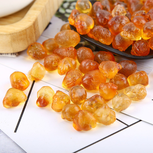 Factory wholesale bulk edible peach gum from Yunnan. Three treasures can be combined with snow yam peach gum soapnut. The more you buy, the better the price 