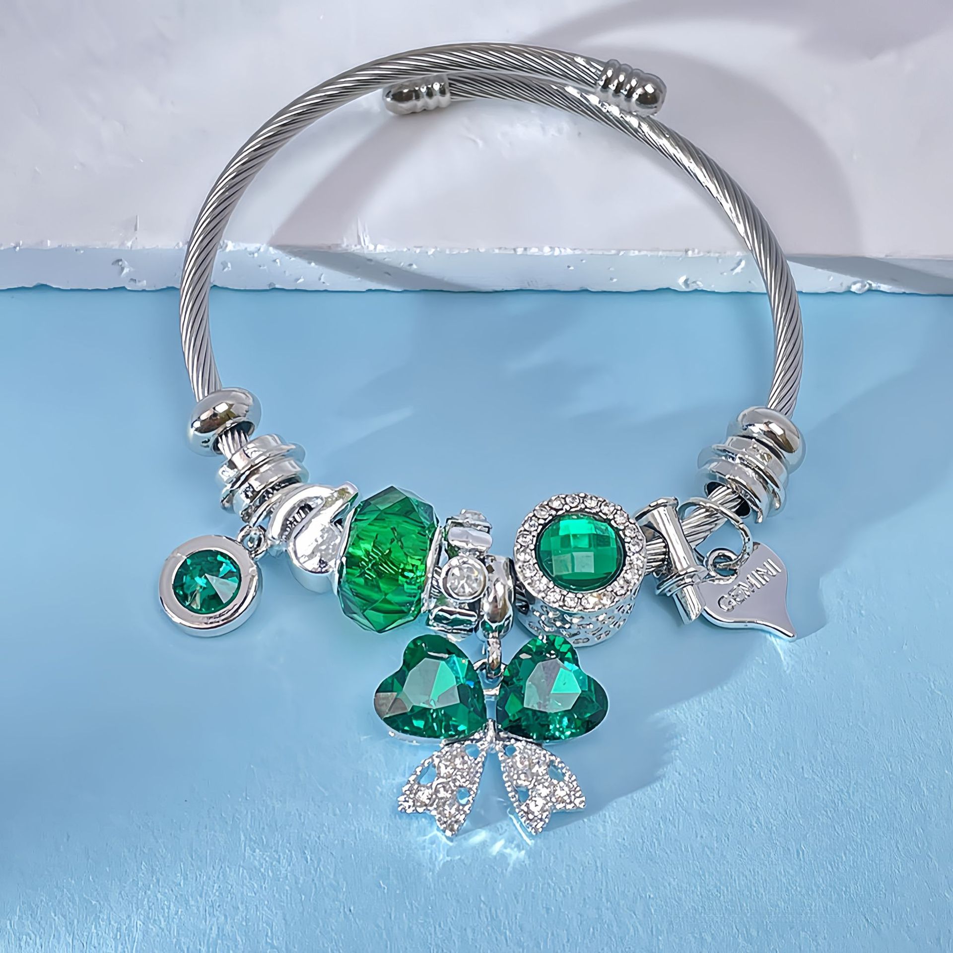 Pulsera mariposa verde