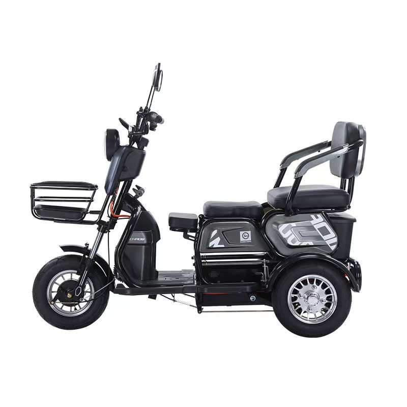 Triciclo eléctrico comercio exterior ventas calientes coche de batería pequeño coche eléctrico para personas mayores scooter para recoger niños triciclo eléctrico