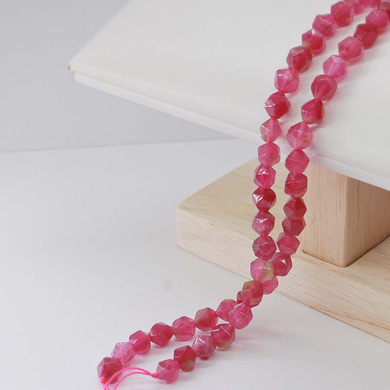 A String Diameter 8mm Natural Stone Chalcedony Irregular Geometric Faceted Jewelry Accessories Beads display picture 3