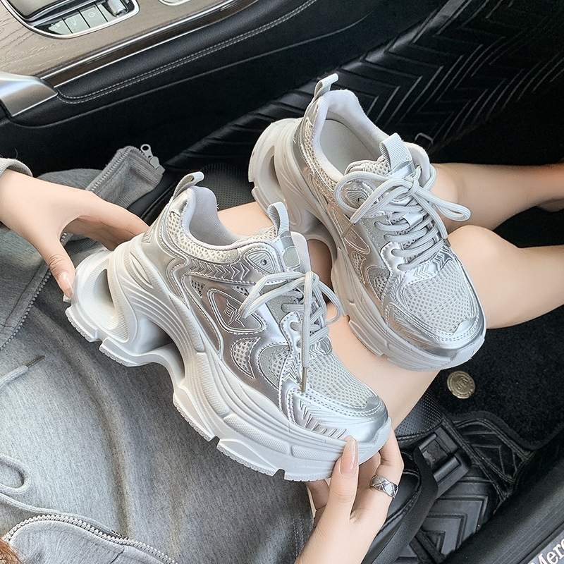 厚底小白鞋女2025新款秋冬内增高休闲运动鞋百搭轻便银色老爹鞋女