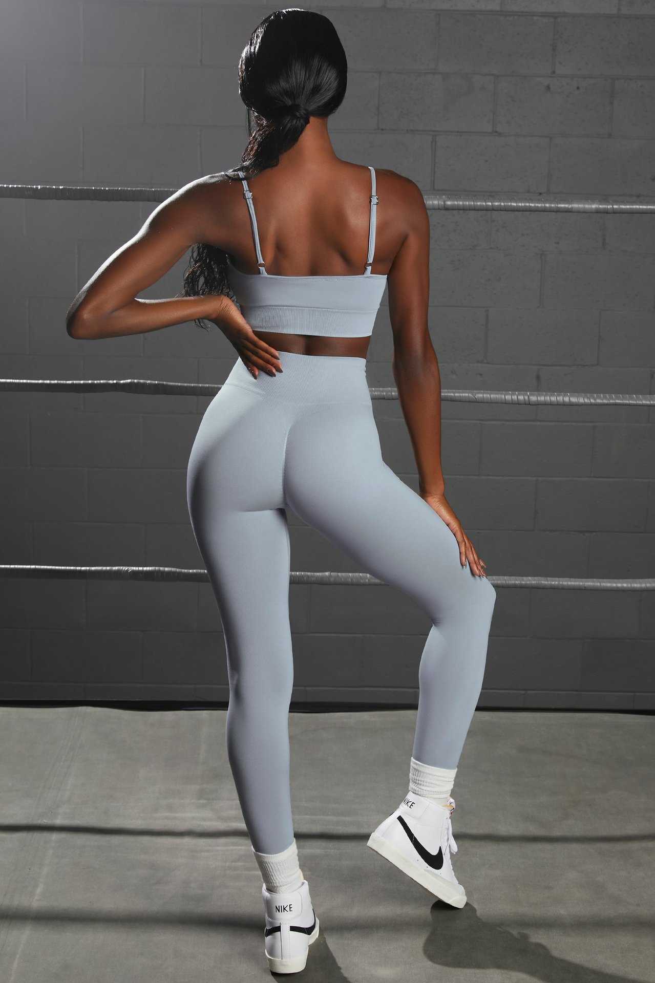 Yoga-Outfit Yoga-Set Nahtloses Sport-Set Damen-Fitness-Kleidung Leggings  Damen-Crop-Top-Sport-BH Damen-Fitness-Gym-Set Damen-Outfits Trainingsanzug