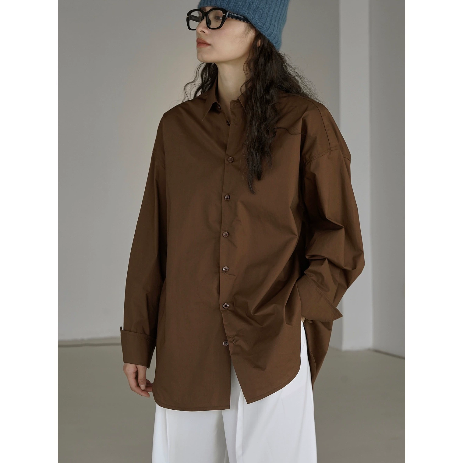 Осенняя новая корейская стильная модная простая рубашка с лацканами в стиле блоггера, свободный утягивающий повседневный топ для женщин