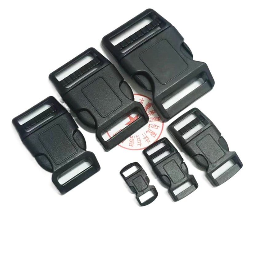 Strength factory spot wholesale pet plastic thick buckle pet collar buckle pom formaldehyde buckle